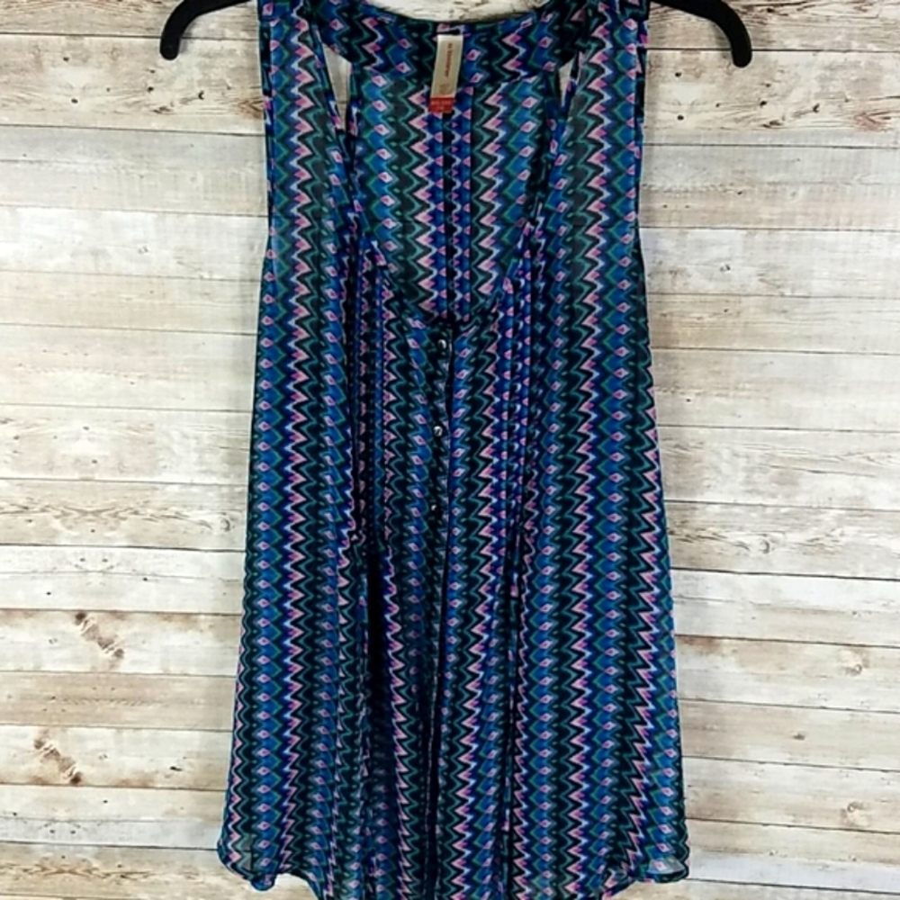 No Boundaries, Multi colored yoke neck top, 2XL - Picture 2 of 8